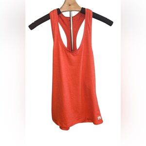 Vuori Lux Performance Tank